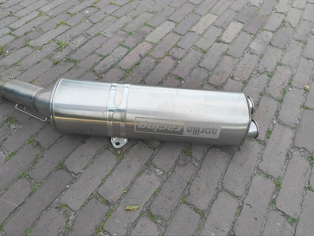Originele Aprilia RSV 1000 uitlaat, Ophalen of Verzenden