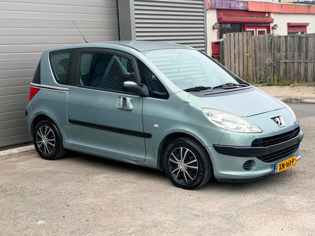 Peugeot 1007 1.4 Gentry, Auto's, Peugeot, Voorwielaandrijving, Electronic Stability Program (ESP), 15 km/l, 4 cilinders