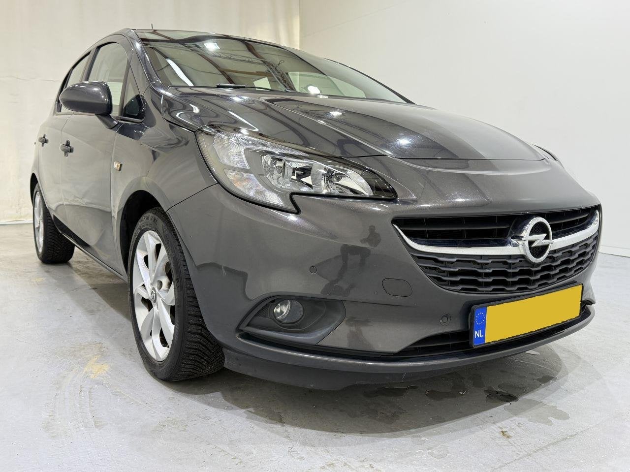 Opel Corsa 5-Drs 1.0 Turbo Color Edition (bj 2015), Webaccessibility@stellantis.com, Stellantis N.V., Taurusavenue 1 ,2132 LS, Hoofddorp, Nederland
