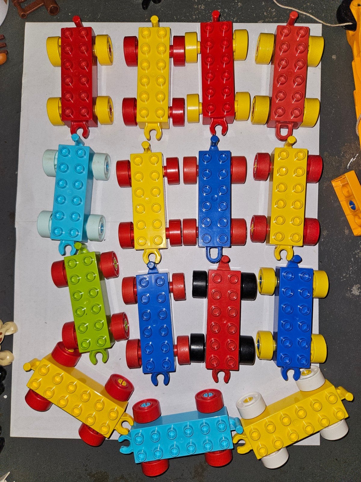 Duplo trein wagonnetjes 15 stuks, Kinderen en Baby's, Speelgoed | Duplo en Lego, Ophalen of Verzenden, Duplo