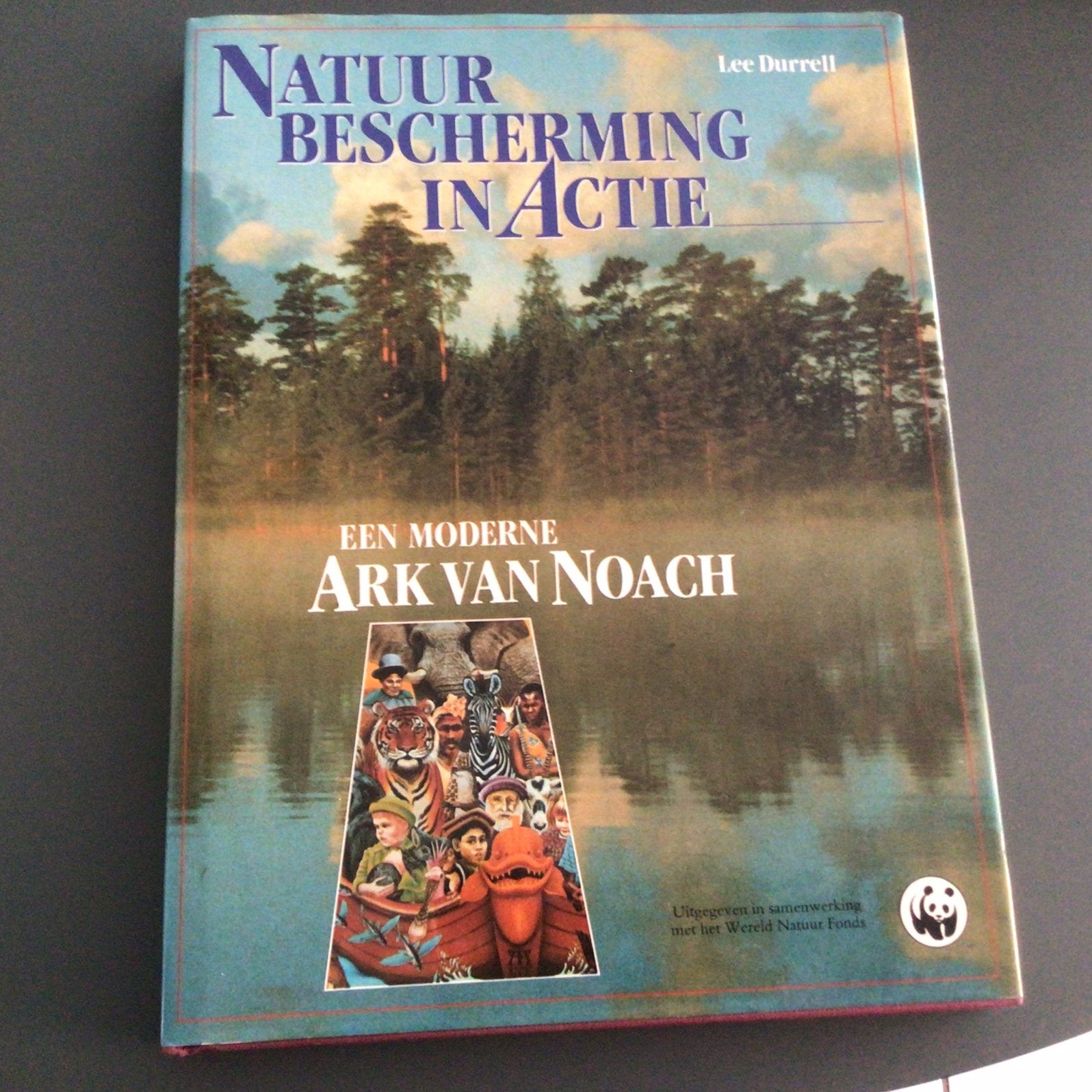 Natuurbescherming in actie - Lee Durrell, Boeken, Ophalen of Verzenden, Zo goed als nieuw, Natuur algemeen