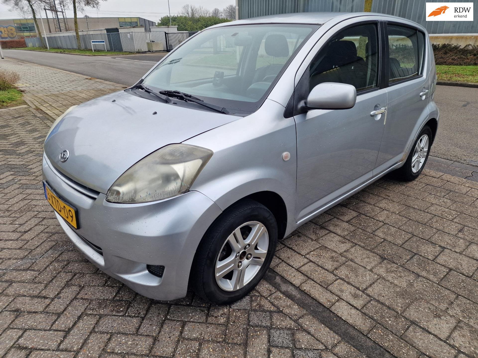 Daihatsu Sirion 2 1.3-16V Comfort, Apk, Nap, Goed rijdend In, Auto's, Voorwielaandrijving, Stof, Gebruikt, 4 cilinders