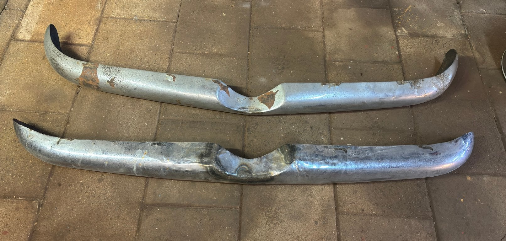 2x Lancia Aurelia B20 voorbumper RVS chroom, Ophalen, Gebruikt, Voor, Bumper