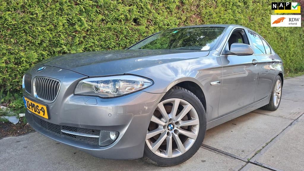 BMW 5-serie 523i Executive, Euro 5, Gebruikt, Zwart, 2000 kg