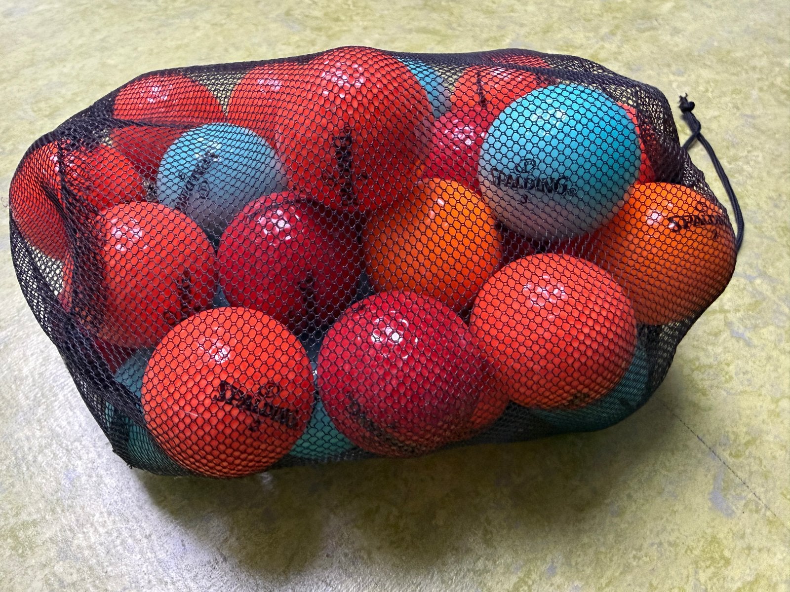 Spalding golfballen - 34 stuks - mix van kleuren, Ophalen of Verzenden, Nieuw, Bal(len), Overige merken