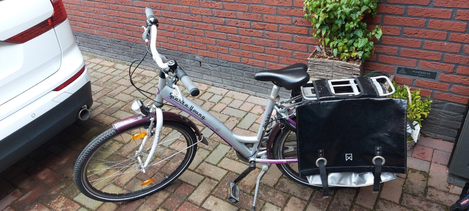 Fiets voor jonge dame, Ophalen