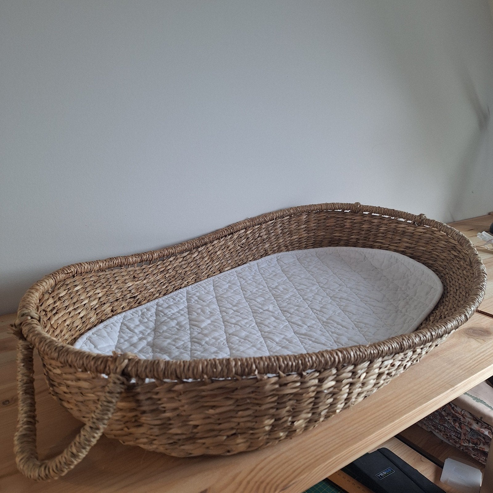 Rieten verschoonmandje baby 75x40cm, Gebruikt, Aankleedkussen, Standaard, Ophalen