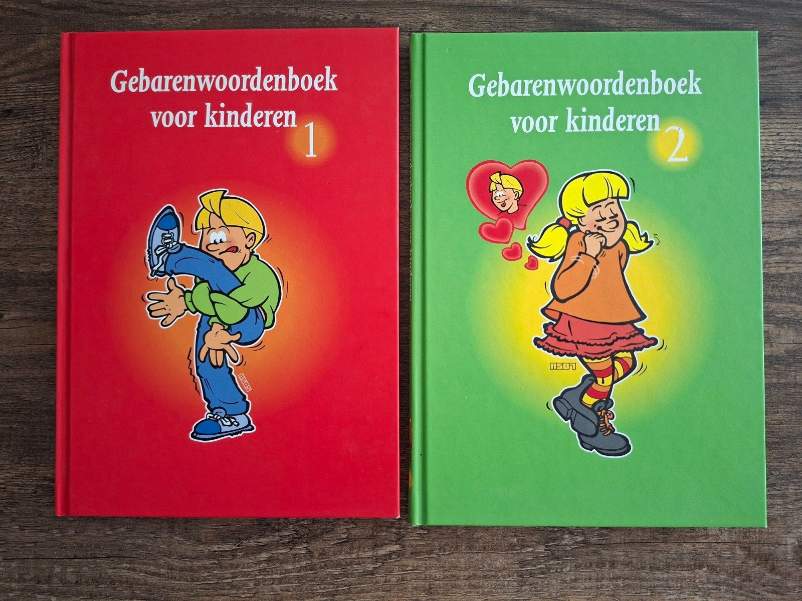 Gebarenwoordeboek voor kinderen deel 1 & 2, Ophalen, Beta, Nieuw
