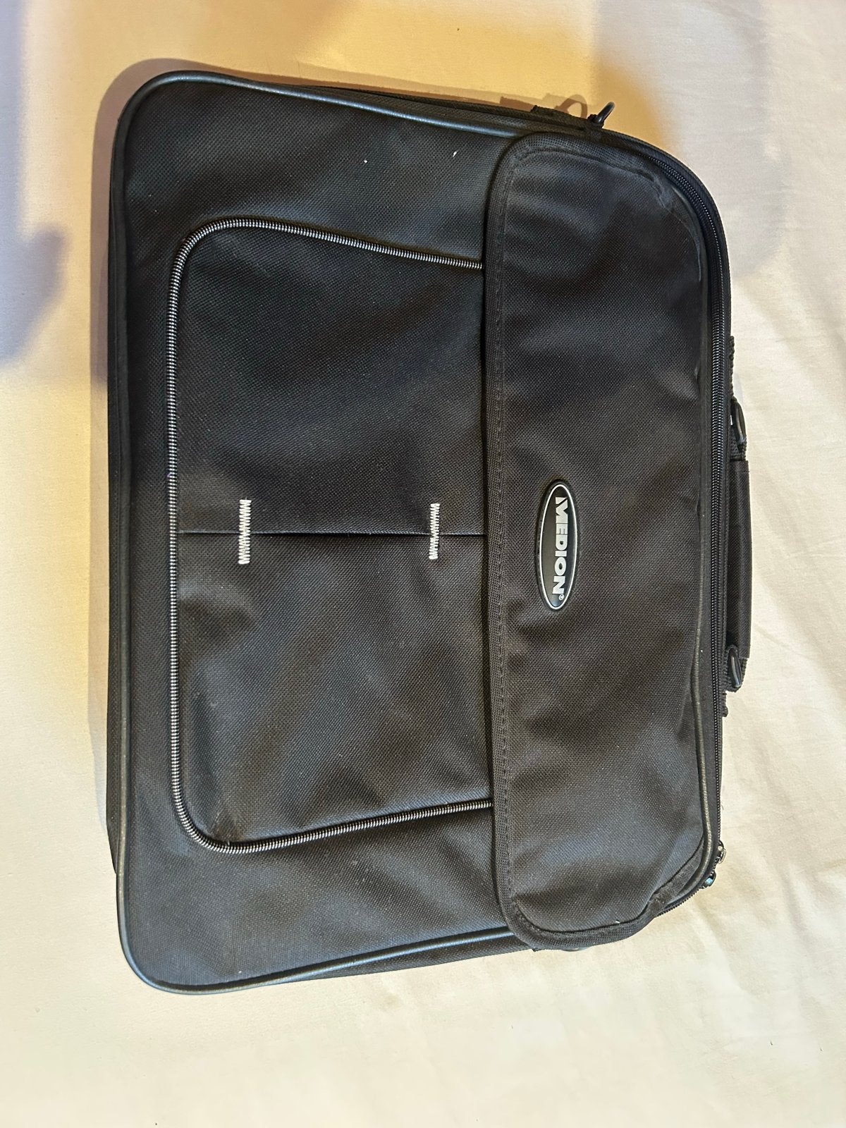 Medion laptoptas - Zwart, 15 inch, Computers en Software, Gebruikt, Gevoerd laptopvak, 15 inch, Ophalen of Verzenden