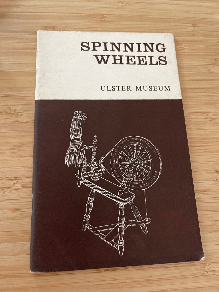 Spinning Wheels Ulster Museum, Ophalen of Verzenden, Gelezen, Overige onderwerpen