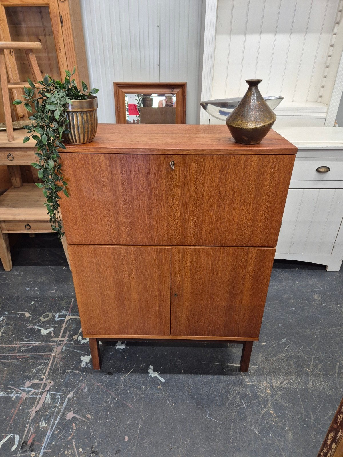 Vintage Secretaire / Bureau - Jaren '60, Antiek en Kunst, Antiek | Meubels | Kasten, Ophalen