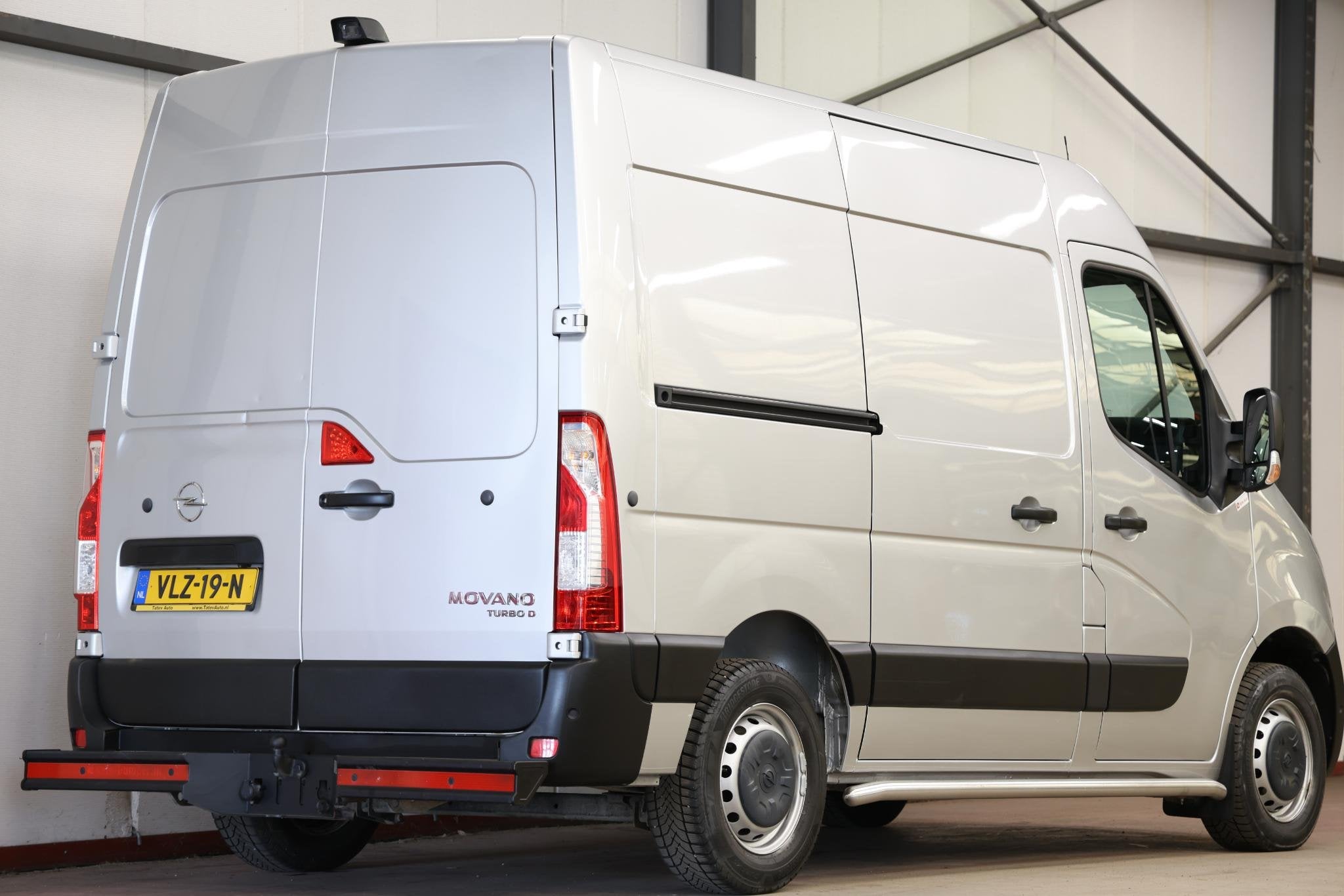 Opel Movano 2.3 Turbo 180PK L1H2 AUTOMAAT, Stof, Gebruikt, Euro 6, 4 cilinders