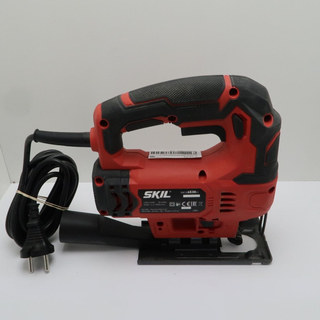 Skil 4530 550W Decpupeerzaag | in Goede Staat, Doe-het-zelf en Verbouw, Gereedschap | Zaagmachines, Skil, Gebruikt, Support@skil.com