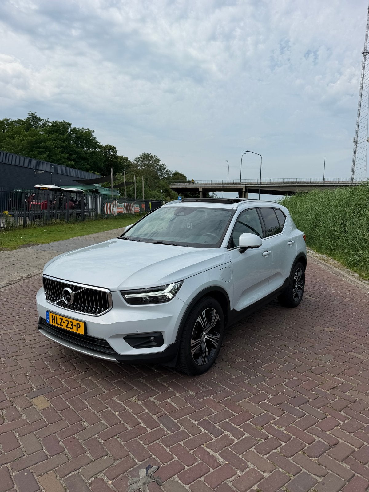 Volvo XC40 T4 Twin Engine 211pk Geartronic 2021, Auto's, 1800 kg, 1712 kg, 129 pk, Wit