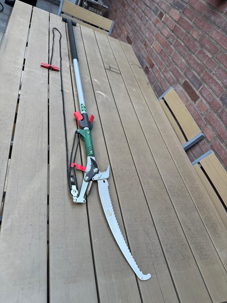 Telescopische takkenschaar met zaag, Tuin en Terras, Ophalen of Verzenden, Gebruikt, 30 t/m 39 mm