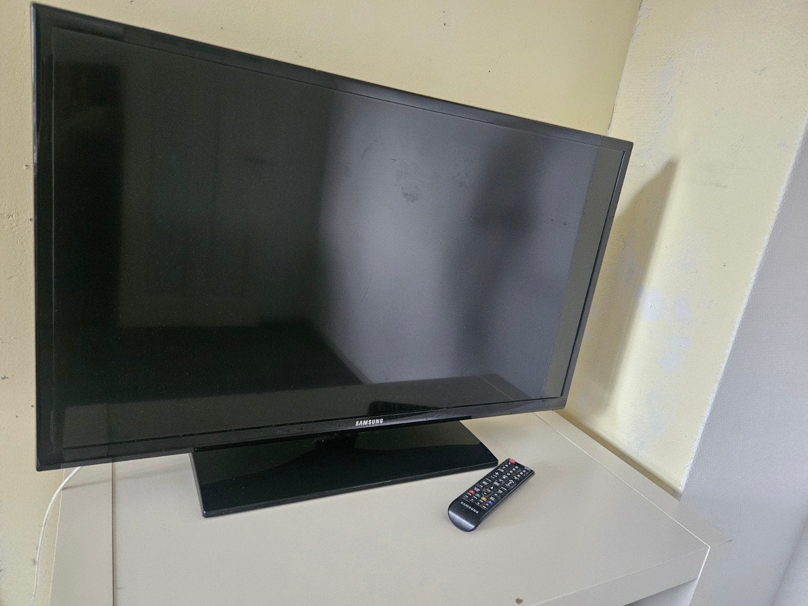 Samsung tv met afstandsbediening, Ophalen, Zo goed als nieuw, 50 Hz, Samsung