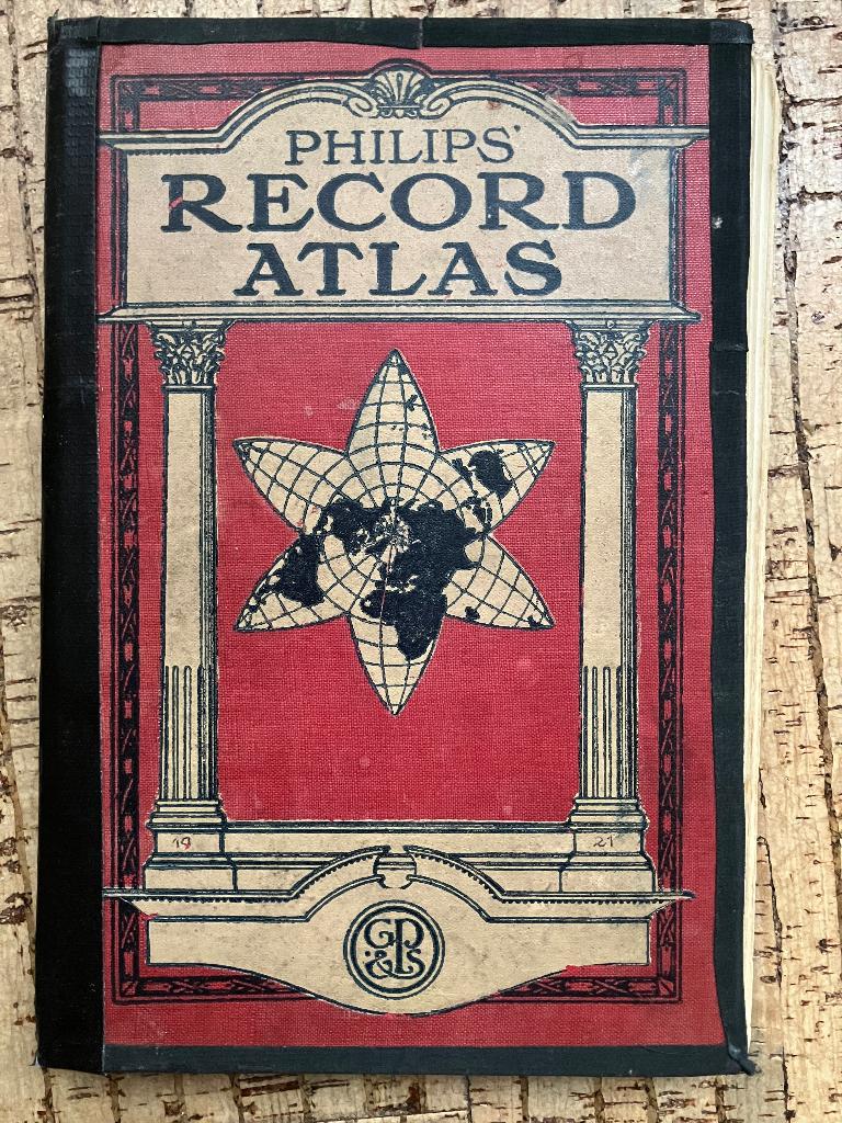 Antieke atlas 1921 Philips Record Atlas Peace Edition, Boeken, Gelezen, Overige atlassen, Ophalen of Verzenden, 1800 tot 2000