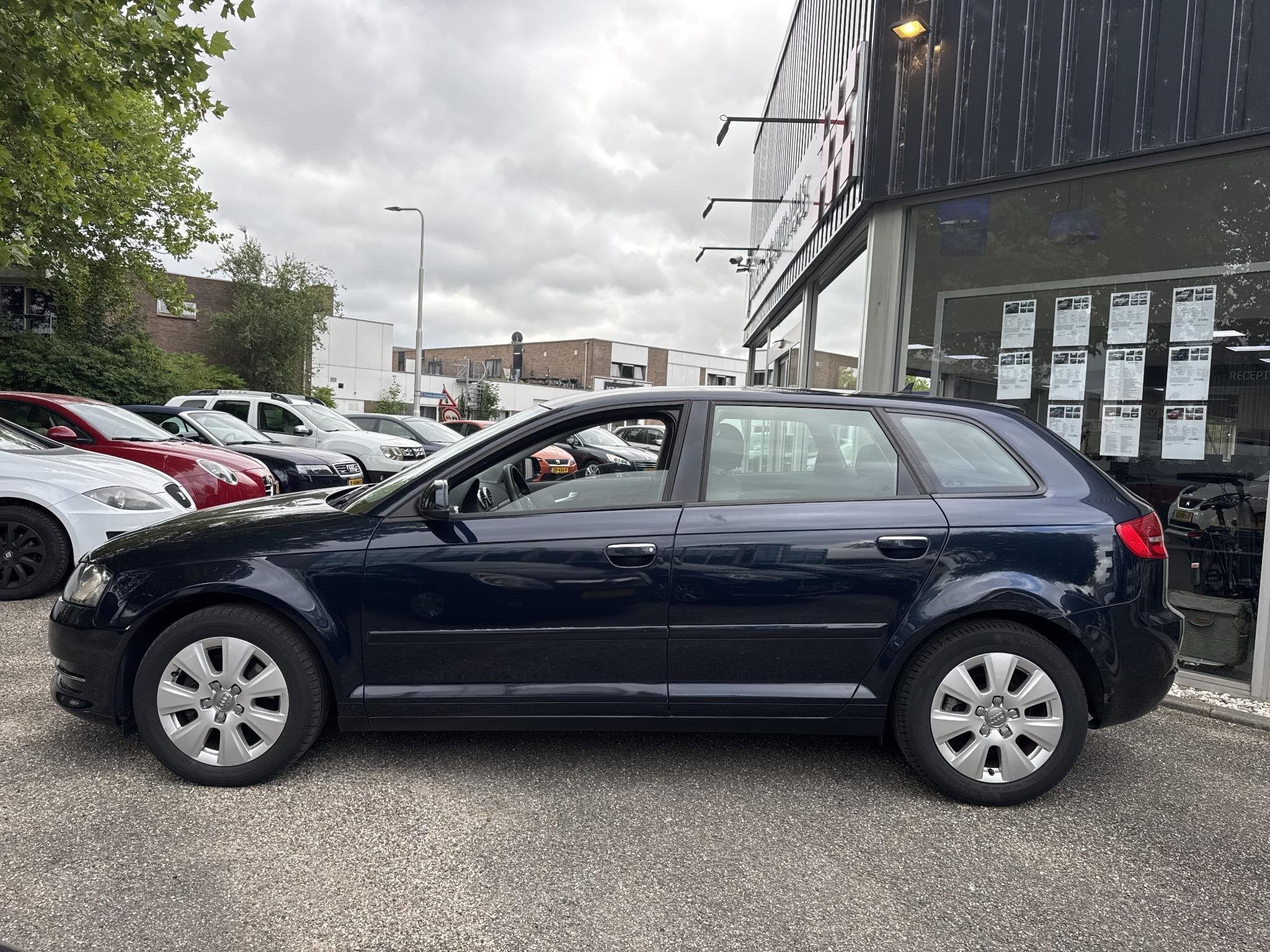 Audi A3 Sportback 1.8 TFSI Attraction Pro Line Business Meen, Voorwielaandrijving, Gebruikt, 4 cilinders, Bedrijf