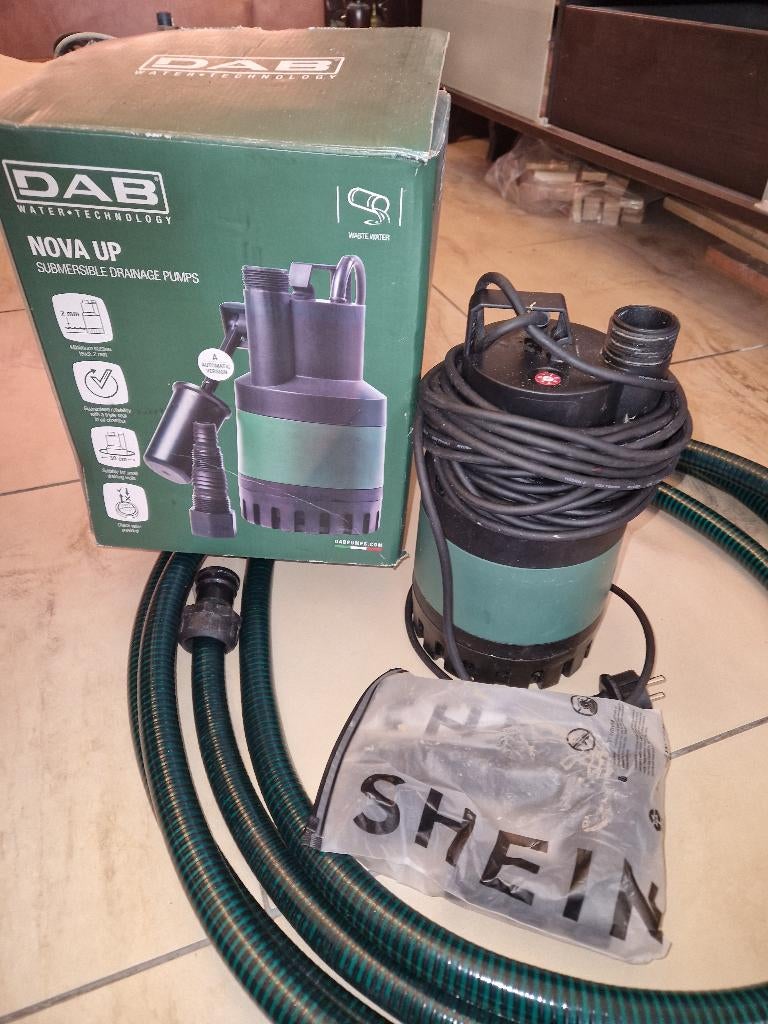 Waterpomp 2X, Ophalen of Verzenden, Zo goed als nieuw, Elektrisch, Overige typen