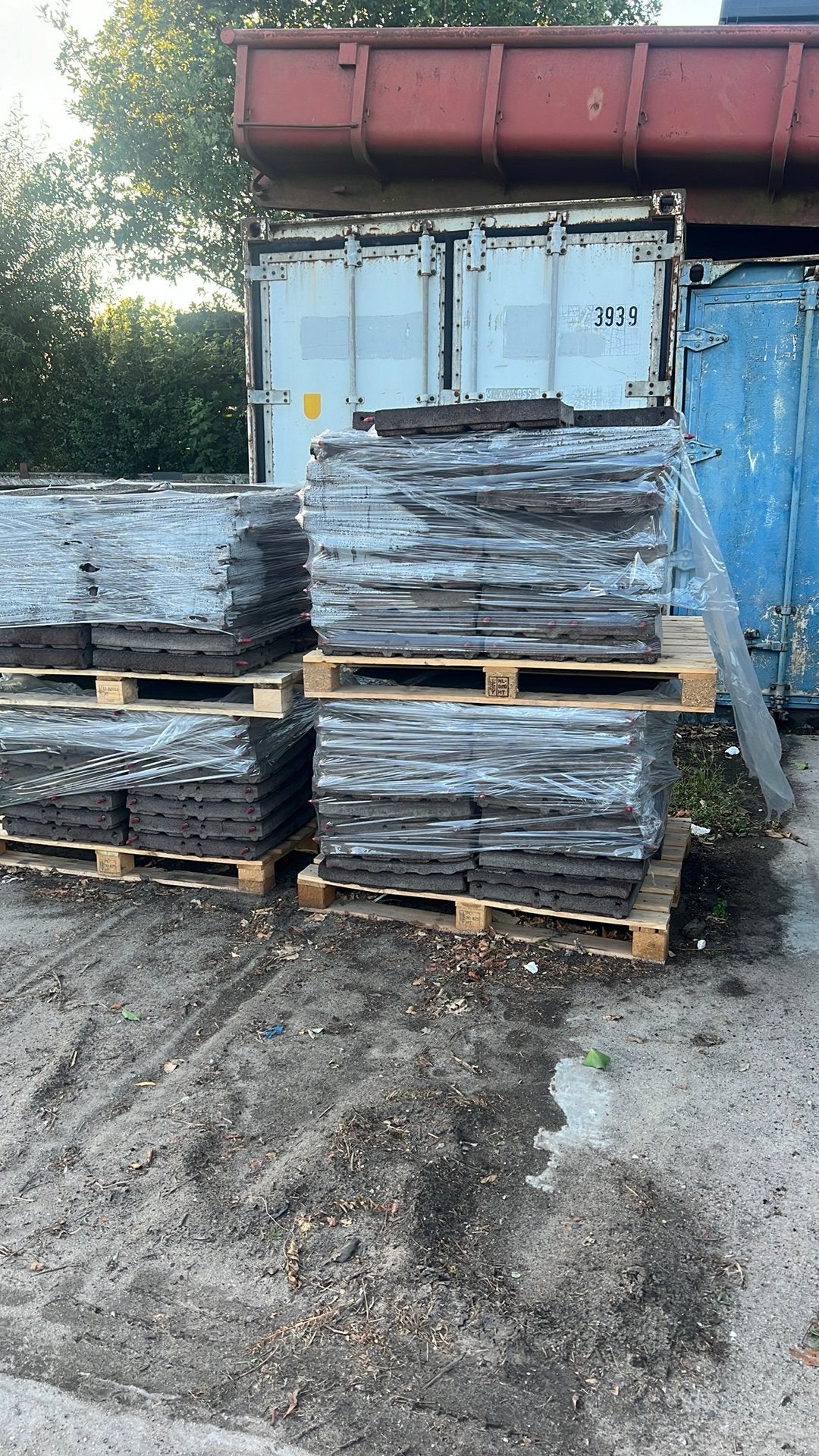 139 gebruikte rubbertegels