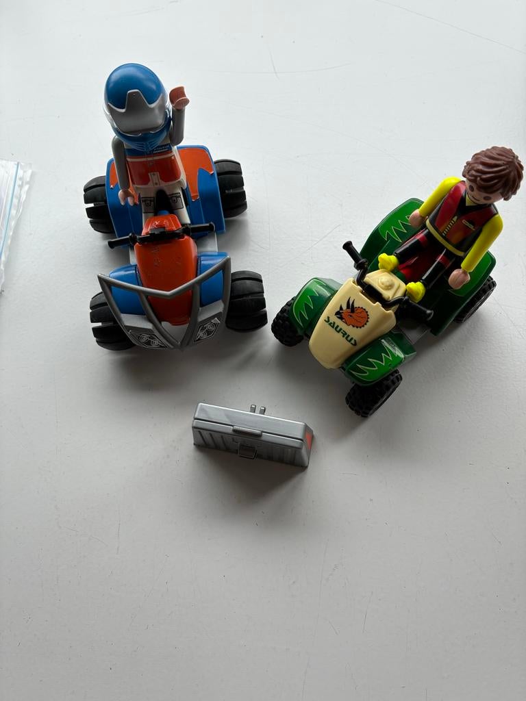 Playmobil: 2 Quads met Figuren en Accessoires, Ophalen of Verzenden, Gebruikt, Complete set
