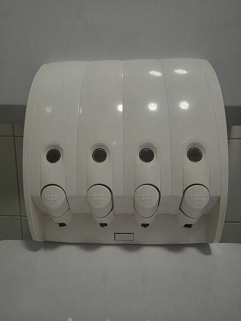 Zeep dispenser ( wandmontage ), Ophalen, Gebruikt