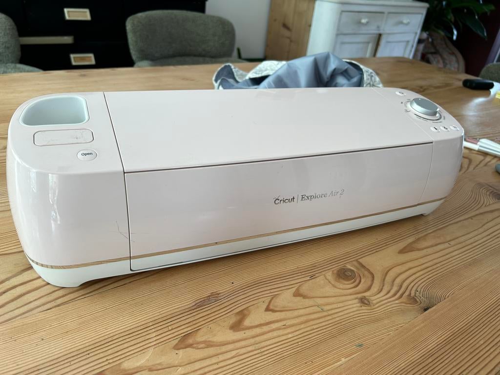 Cricut explore air 2 incl attributen, Hobby en Vrije tijd, Ophalen of Verzenden, Zo goed als nieuw