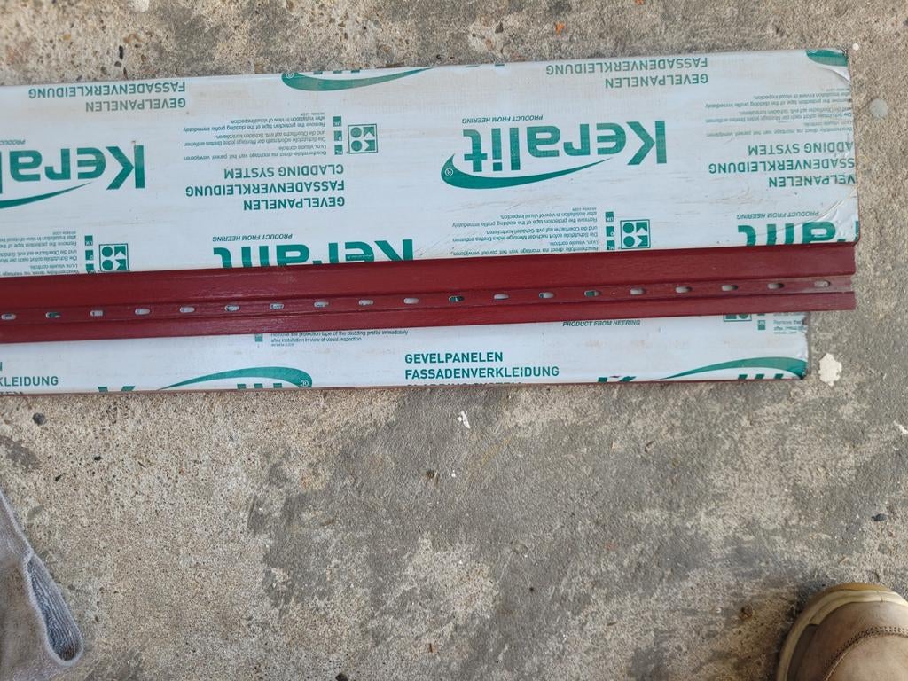 Keralit sponningdeel 143mm kleur 3005 met nerf 2x 1.60m, Ophalen of Verzenden, Nieuw