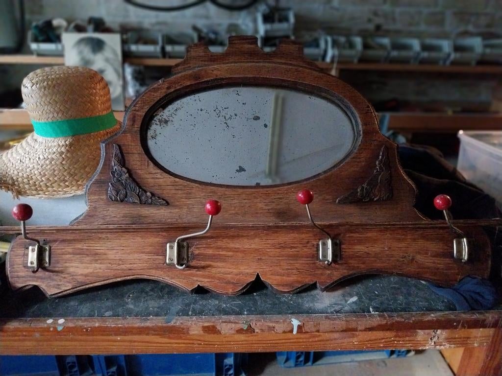 Brocante wandkapstok met spiegel en 4 haken, Antiek en Kunst, Curiosa en Brocante, Ophalen of Verzenden