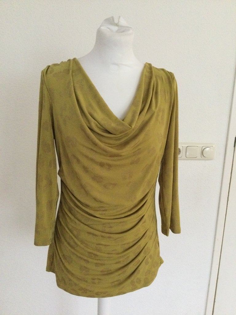 Prachtige top van Tia maat L, modekleur, Tia, Verzenden, Zo goed als nieuw, Groen