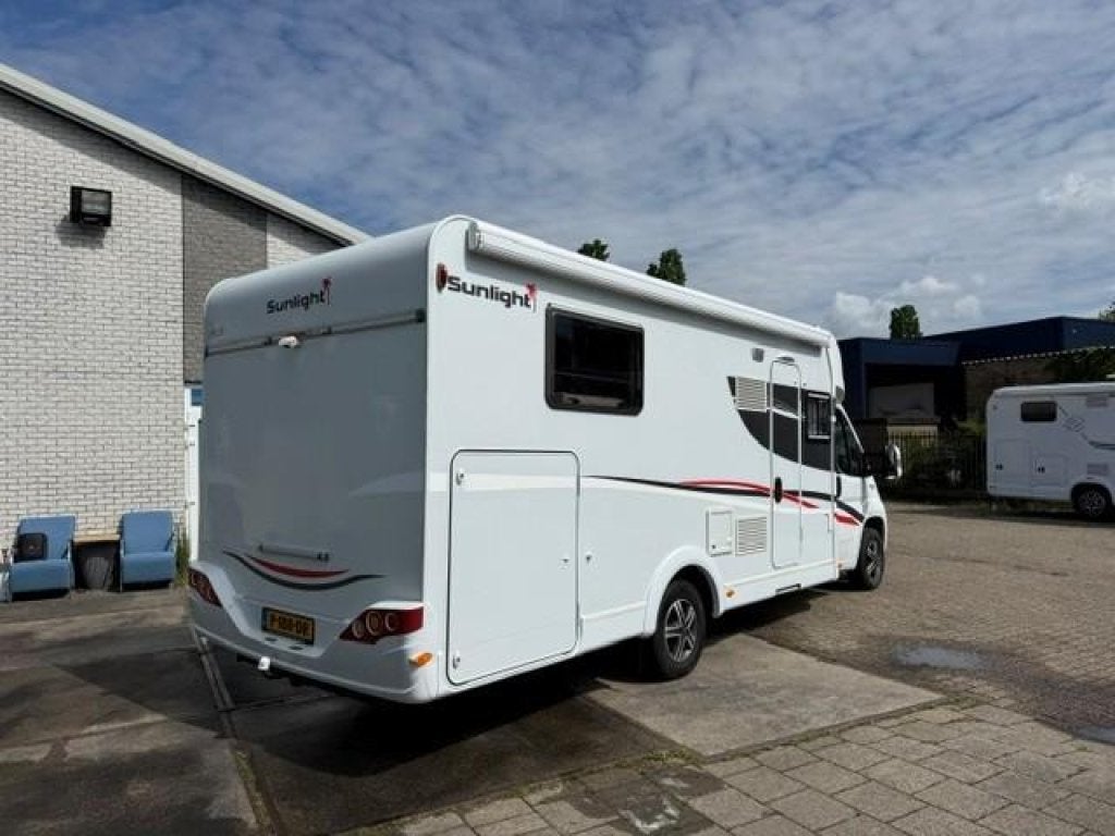 Foto 4 van Sunlight T 68 4 Personen