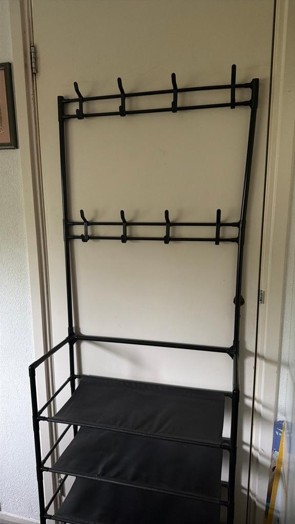 Twee Staande kapstok  met schoenen rek, Ophalen, 100 tot 150 cm, Nieuw, Metaal