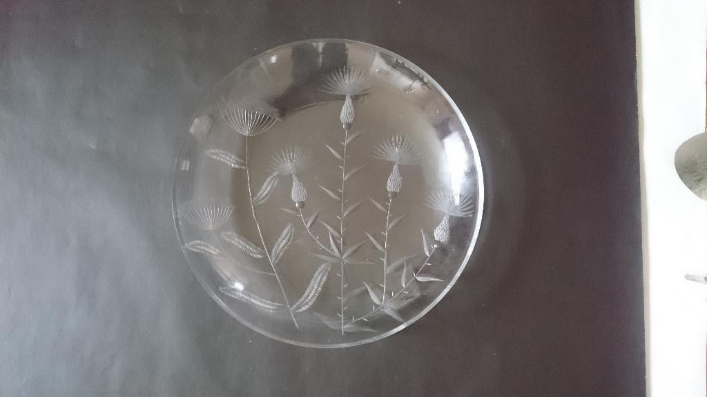 antiek vintage geslepen glas schaal distel schermbloem flora, Ophalen of Verzenden