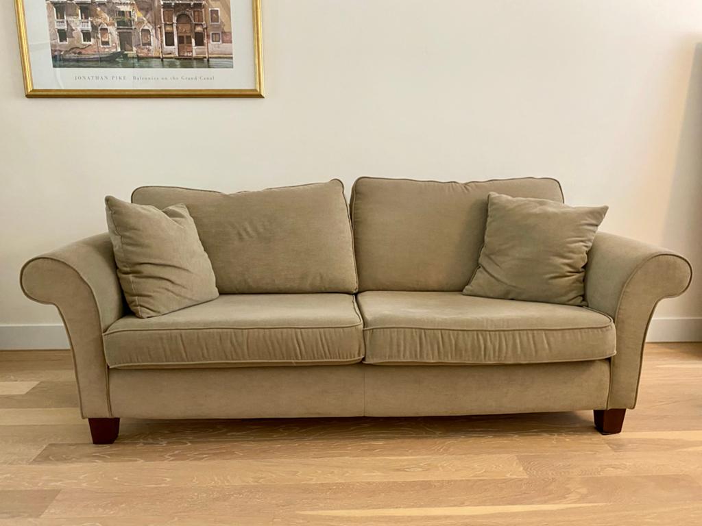 Comfortabele 2-zitsbank in beige stof, Ophalen, 150 tot 200 cm, Tweepersoons, 75 tot 100 cm