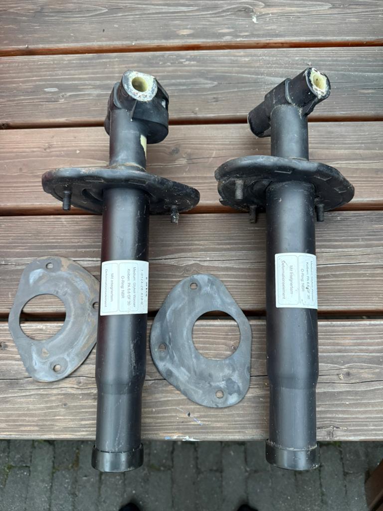 Set schokdemper bunpersteunen BMW E39, Ophalen of Verzenden, Voor, BMW, Bumper