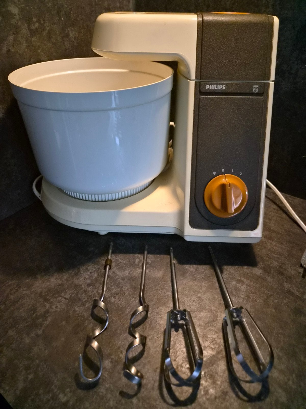 Philips keukenmachine, Ophalen of Verzenden, Zo goed als nieuw, 2 snelheden