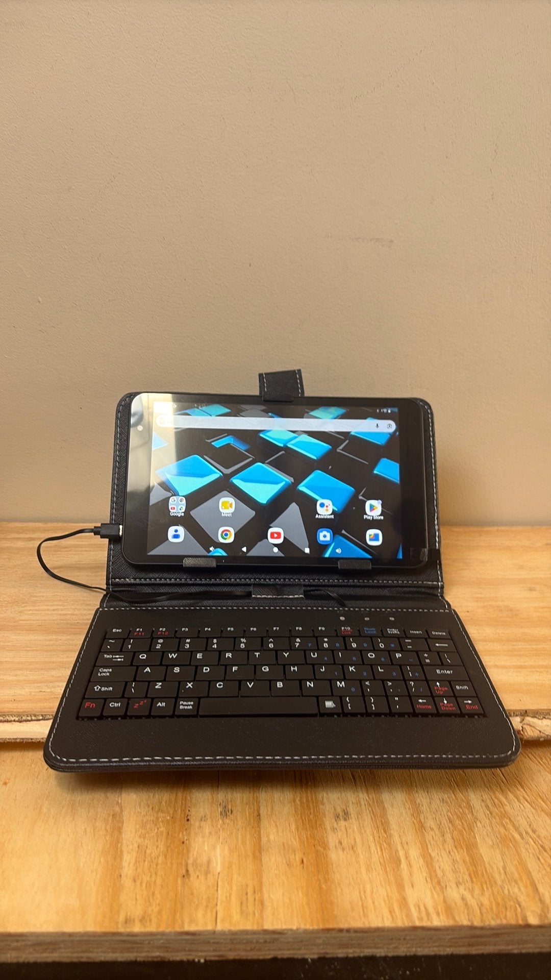 Android 14 tablet 32GB YC-08P + toetsenbordhoes– zeer netjes, Computers en Software, 10 inch, 32 GB, Ophalen of Verzenden, Zo goed als nieuw