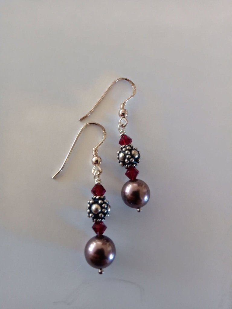 zilveren oorbellen, Swarovski parel, bordeaux rood, Met kristal, Hangers, Verzenden, Nieuw