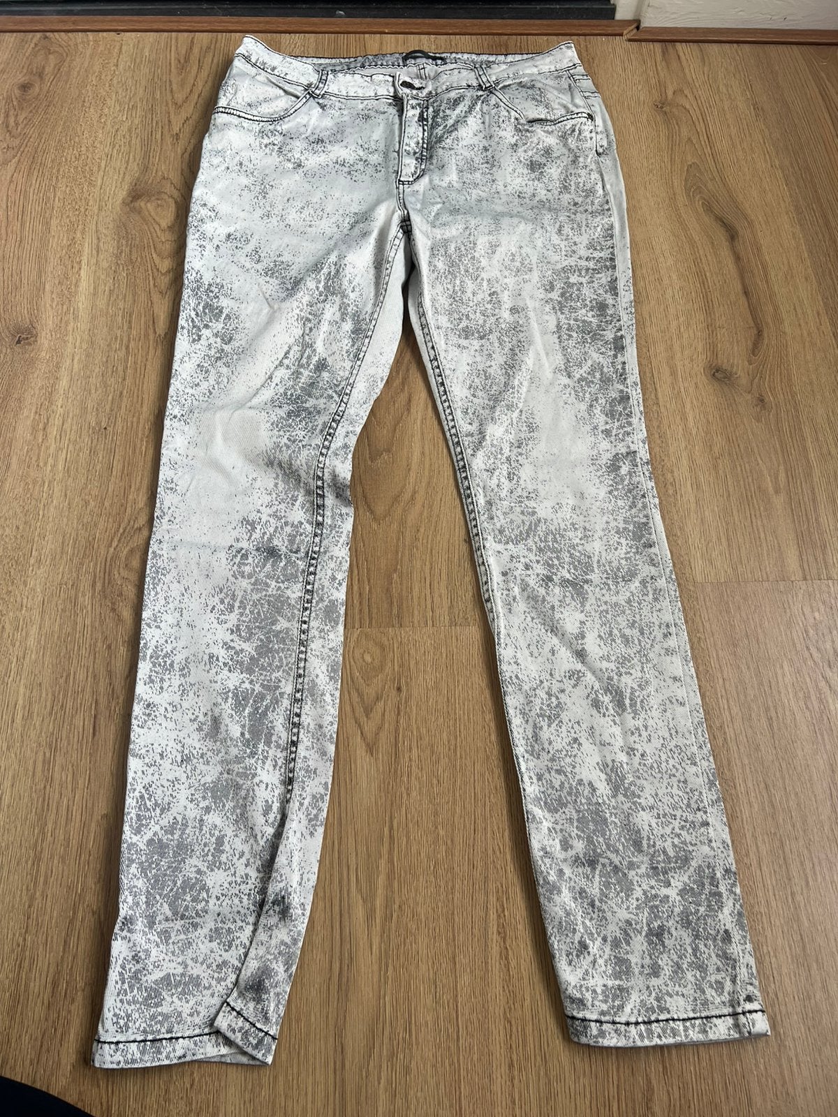 Imitz grijs zilver gladde broek 42 eva regular fit, Kleding | Dames, Maat 42/44 (L), Ophalen of Verzenden, Zo goed als nieuw, X