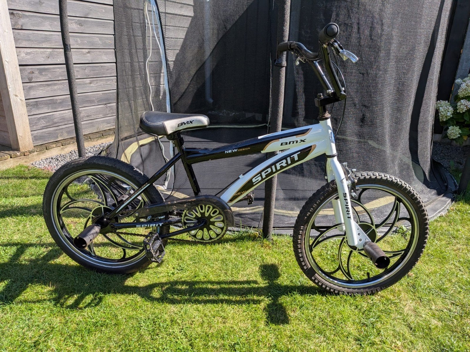 Spirit BMX Fiets - Wit/Zwart met Voetsteunen, Ophalen, Gebruikt, Staal, Velgrem