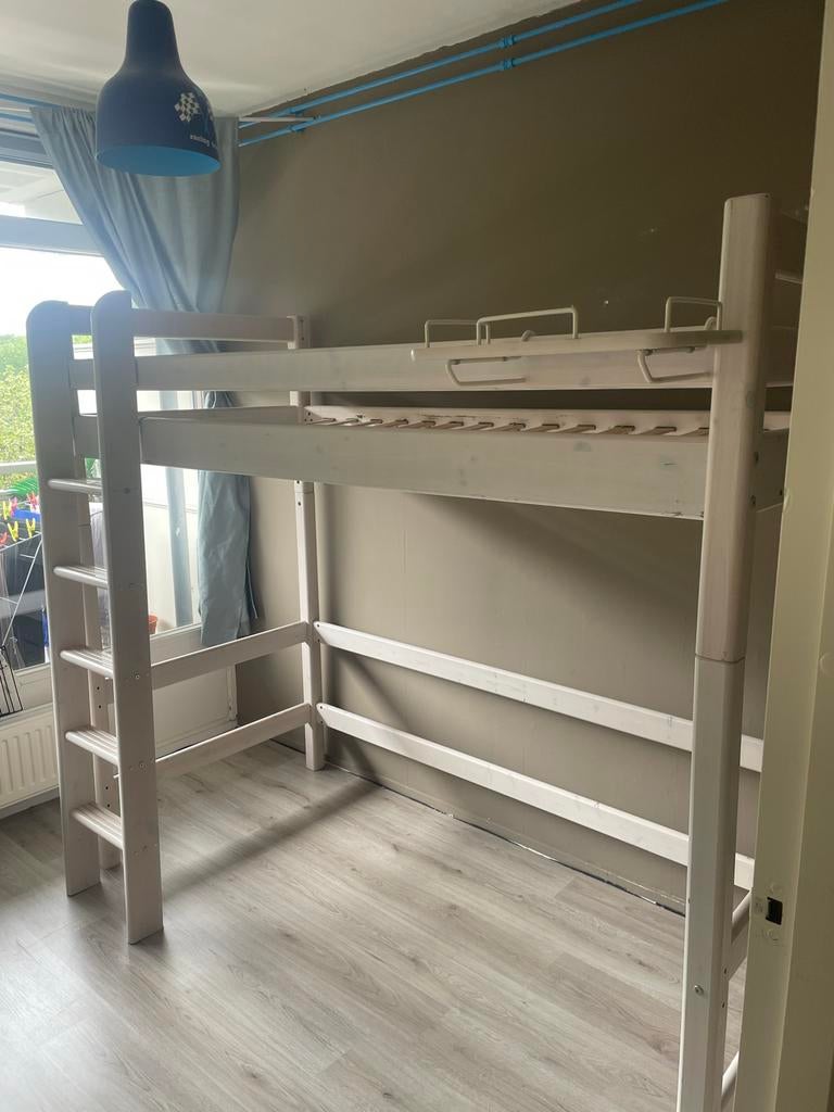 Stevig wit hoogslaper bed met ladder van merk Flexa, Gebruikt, Eenpersoons, Ophalen of Verzenden, 200 cm