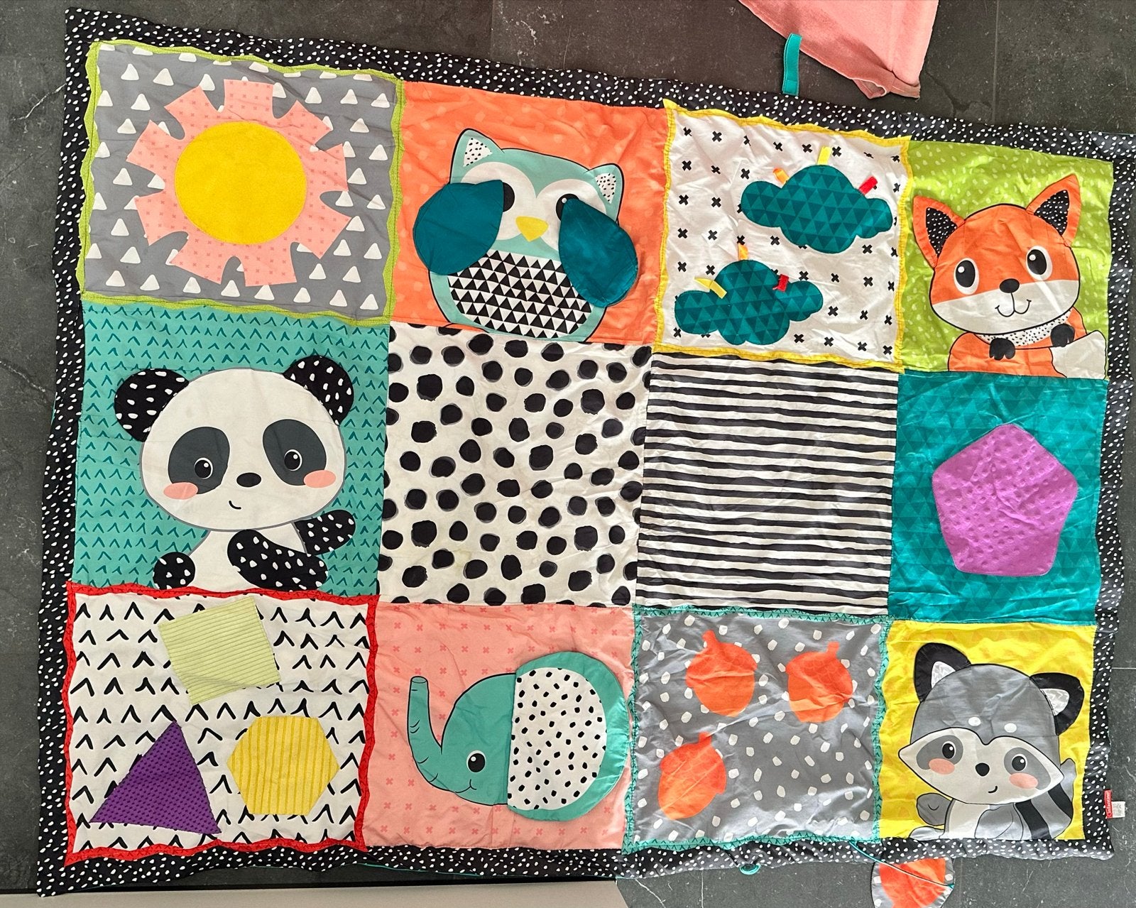 Infantino Speelkleed met Dieren en Texturen, Ophalen of Verzenden, Zo goed als nieuw, Speelkleed