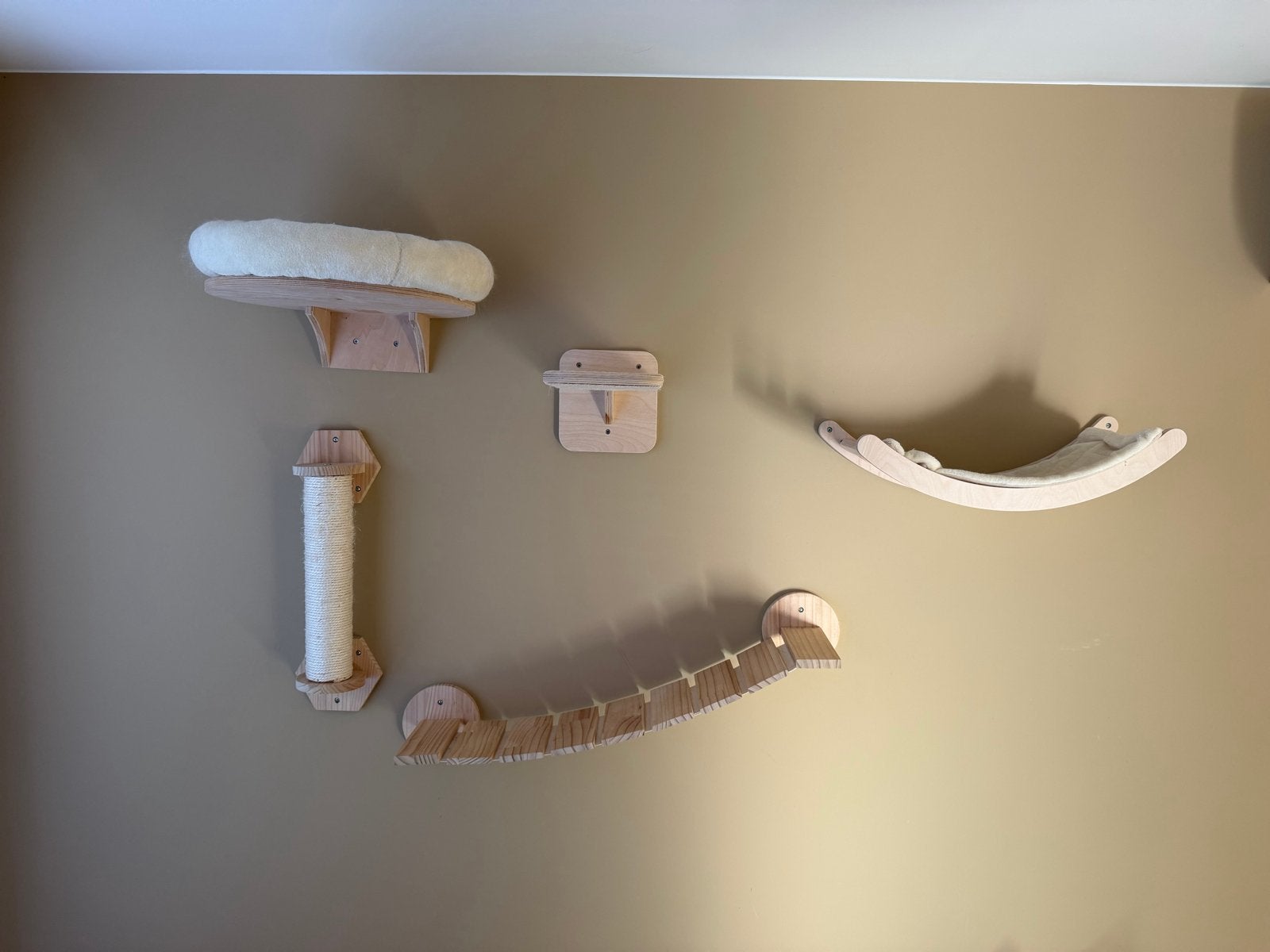 Diverse muur accessoires katten Zooplus, Ophalen, Zo goed als nieuw