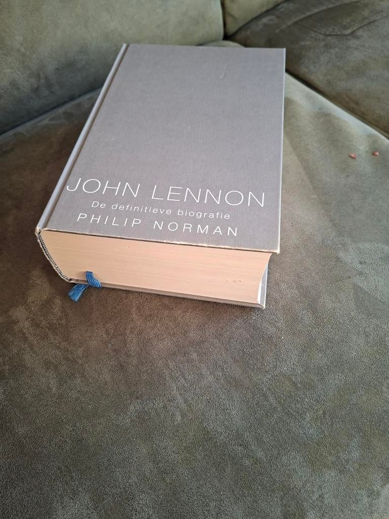 Biografie John Lennon, Ophalen of Verzenden, Zo goed als nieuw, Overige onderwerpen