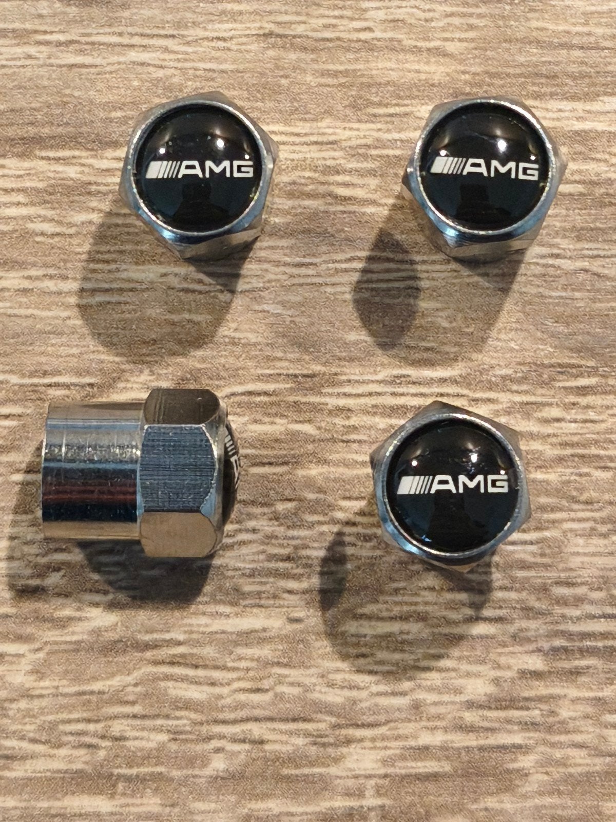 4x Mercedes AMG ventieldoppen zilver / lage verzendkosten, Ophalen of Verzenden