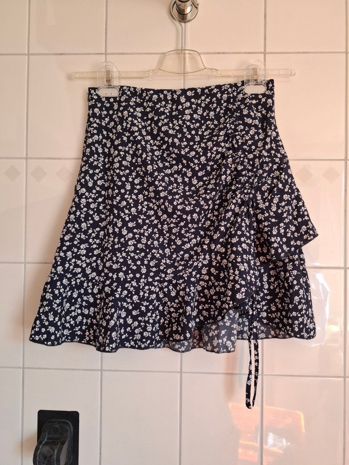 Shein bloemenprint wikkelrokje maat M #70, Kleding | Dames, Maat 38/40 (M), Blauw, Ophalen of Verzenden, Zo goed als nieuw