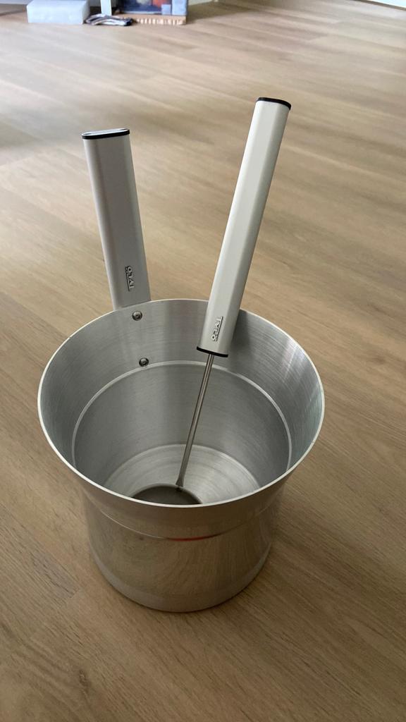 Sauna-/opgiet-emmer met lepel van merk Tylö, Sport en Fitness, Ophalen of Verzenden, Zo goed als nieuw, Fins of Traditioneel, Toebehoren