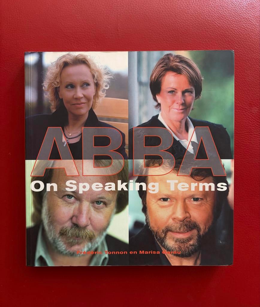 ABBA On Speaking Terms - Boek over de band, Ophalen of Verzenden, Gelezen, Artiest