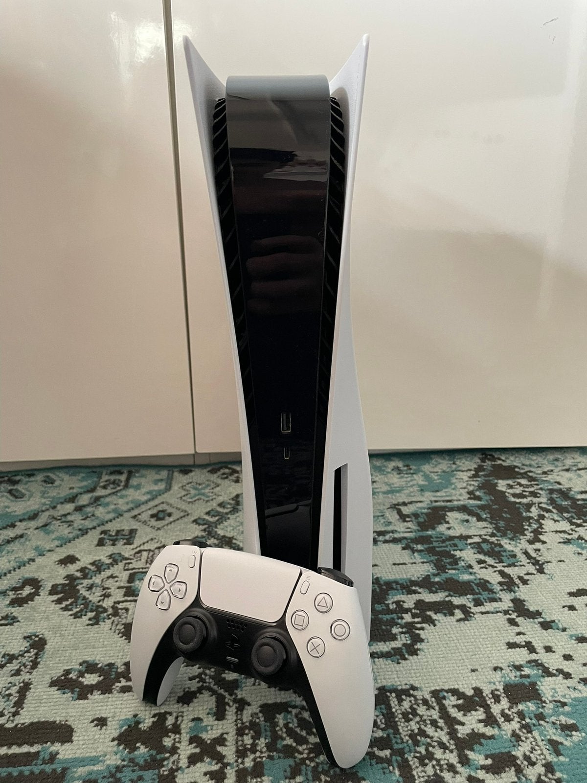 Playstation 5 disc editie + controller zo goed als nieuw, Spelcomputers en Games, Spelcomputers | Sony PlayStation 5, Ophalen