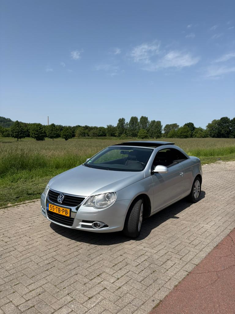 Volkswagen Eos Cabrio, Voorwielaandrijving, 4 cilinders, 4 stoelen, Origineel Nederlands